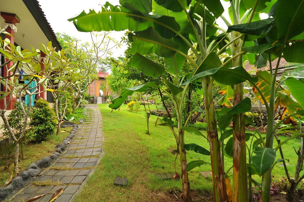 Kandava Villa ジンバラン エクステリア 写真